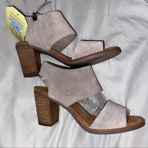 TOMS Majorca Sandal Desert Taupe Zip Up Heels